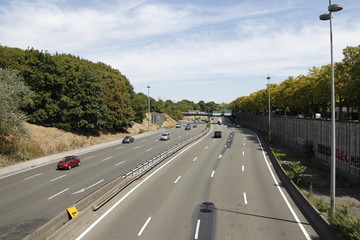 Trafic routier sur le périphérique à Paris