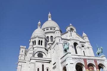 Fototapeta na wymiar Basilique du Sacré Coeur à Paris 