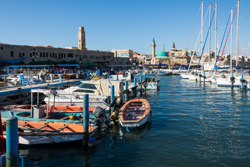 Akko port