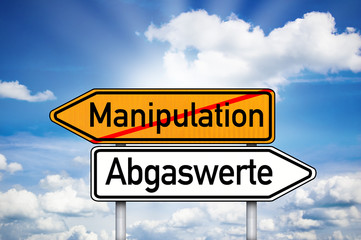 Fototapeta premium Schild, Wegweiser mit Manipulation, Abgaswerte, Image, Imageschaden, Autoindustrie, Vertrauen