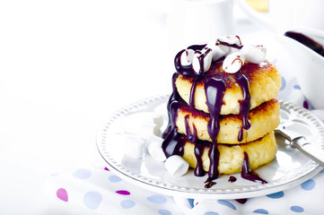 Traditional ukrainian cottage cheese cakes 