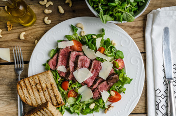 Rump steak with spicy herb butter