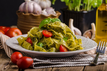 Pasta with basil pesto