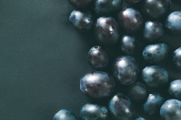 Grains of red grapes