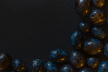 Grains of red grapes