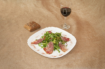 Delicious salad with bread