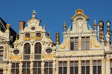 Obraz premium Bruxelles, Grand-Place, Façades. Le sac. La brouette