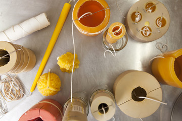 Making beeswax candles - obrazy, fototapety, plakaty