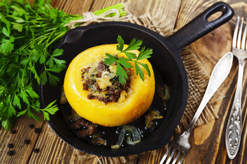 Turnip stuffed with minced meat
