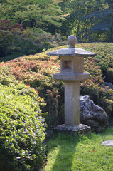 Japanische Steinfigur