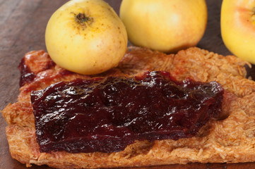 Obraz premium Apple and plum Fruit leather