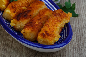 Fry cheese sticks