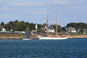 Venue d'un gréement à La Trinité-sur-Mer (Bretagne, Morbihan, France)