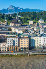 Obraz premium Salzach river on its way through Salzburg, Austria