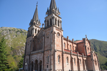 Fototapeta premium Santuario de la Virgen de Covadonga