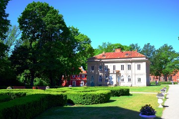 Fototapeta na wymiar Raudondvaris Manor, is a Gothic-Renaissance gentry residence