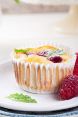 Ricotta mini cheesecake with fresh raspberries