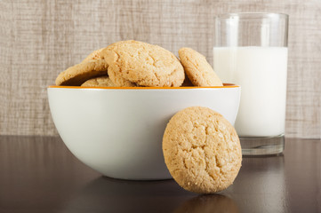 Tazón con galletas