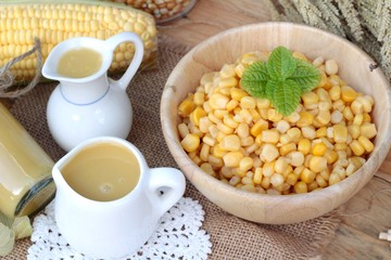 Corn milk and fresh sweet corn