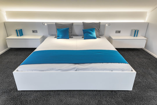 Bett schlafen Schlafzimmer modern