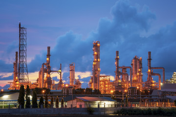 Obraz na płótnie Canvas Petrochemical Industrial Plant