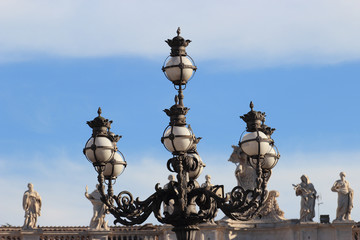 Fototapeta na wymiar street lamp in St Peter square