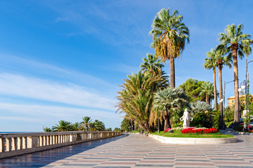 Sanremo (Italian riviera), promenade and Statua della Primavera