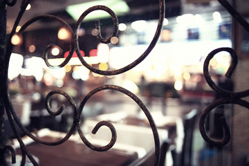 background blurred restaurant table setting