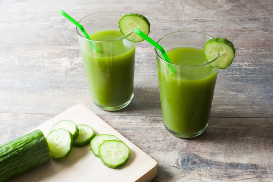Green smoothie with cucumber
