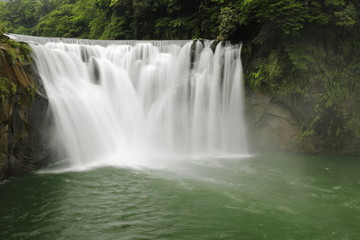 Fototapeta na wymiar The Niagara in Taiwan