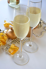 glasses of champagne with bottle
