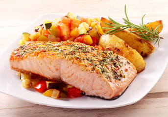 Herb Roasted Salmon with Roasted Potato and Salsa