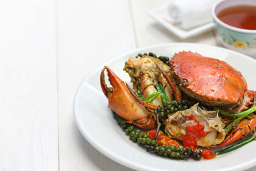 stir-fried crab with green kampot pepper, cambodian cuisine