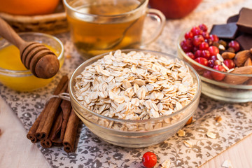 breakfast, oat flakes and tea