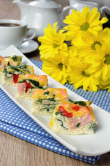 Vegetable omelet with spinach