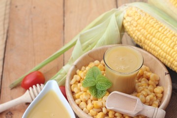 Corn milk and fresh sweet corn