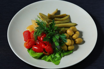 pickles serving