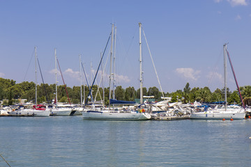 Fototapeta na wymiar Sail boats in marina