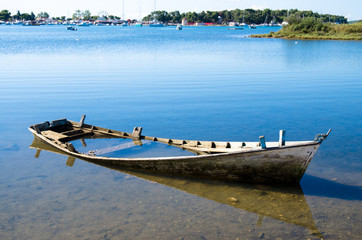 Fototapeta na wymiar scuttled boat