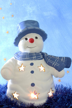 bonhomme de neige illumin&eacute;
