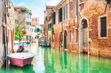 Fotobehang Kanaal in Venetië, Italië. © waku