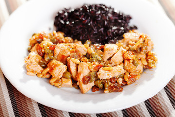 Turkey with capers and wild rice