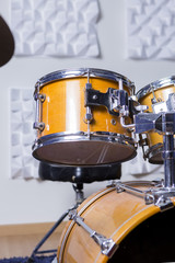 Fototapeta na wymiar drum kit in a recording studio.
