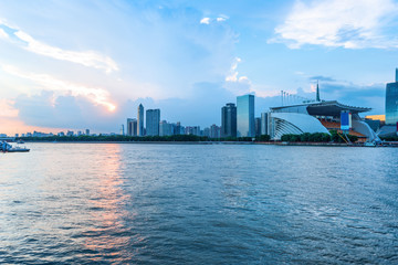 Obraz premium channel with skyscrapers aside