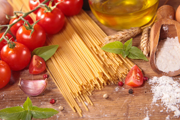 raw spaghetti and ingredients