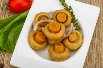 Pickled champignon