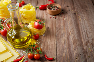Pasta and fresh tomatoes