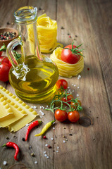 Pasta and fresh tomatoes