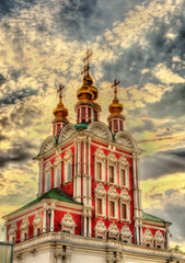 Fototapeta na wymiar Gateway Church of Transfiguration in Novodevichy Convent - Mosco