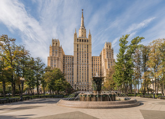 Москва, Россия. Сталинская высотка на Кудринской площади.